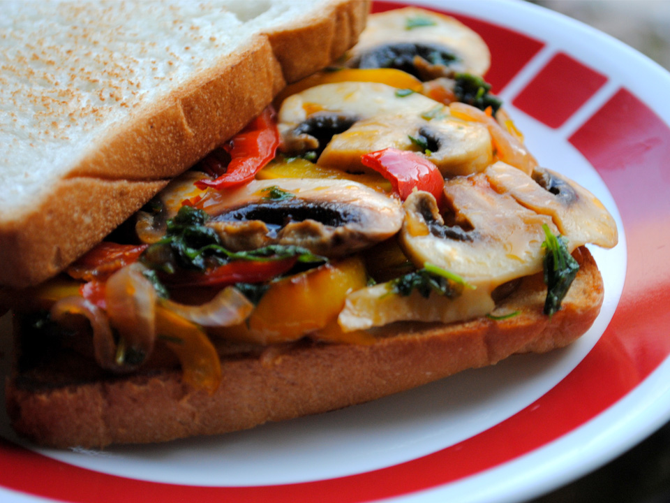 Sautéed vegetables sandwich